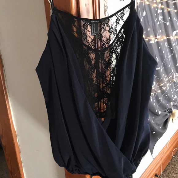 Navy blue tank top with black lace - Picture 3 of 3